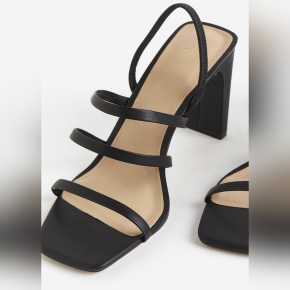 H&M Sandals Heeled NWT Size 9 Black Cream Square Toes - Picture 3 of 9